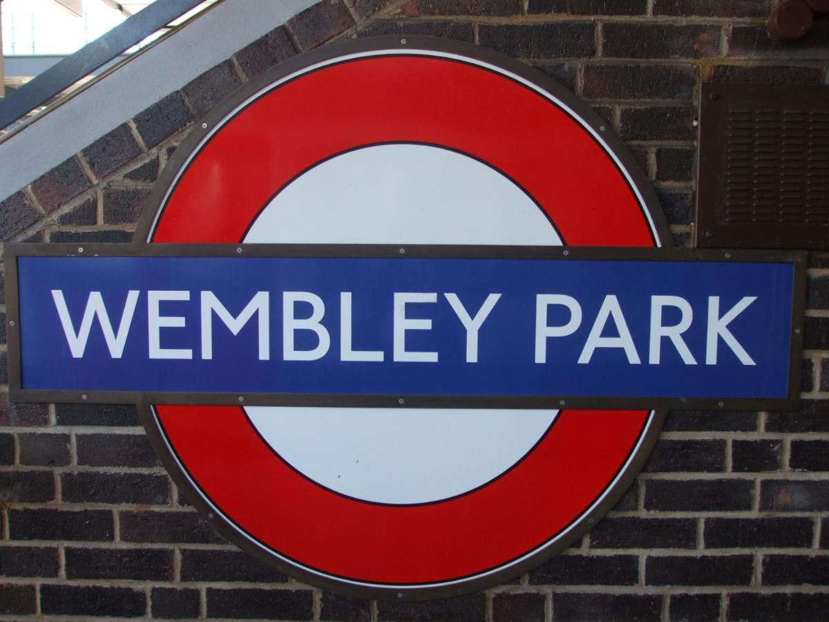 Wembley Plaza - Laterooms