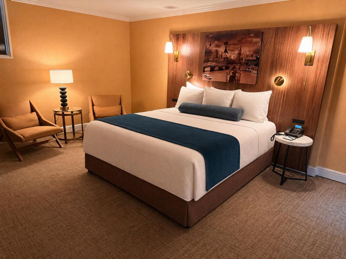 The Dylan Hotel at SFO — photo 8
