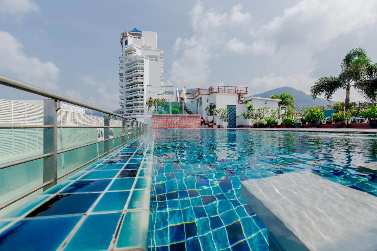 Rooftop swimming pool: Aspery Hotel - SHA Certified