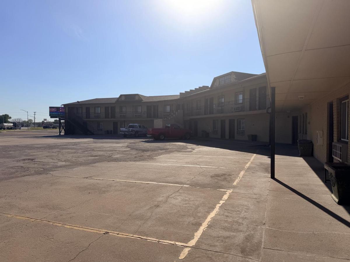 Regal Inn — photo 5