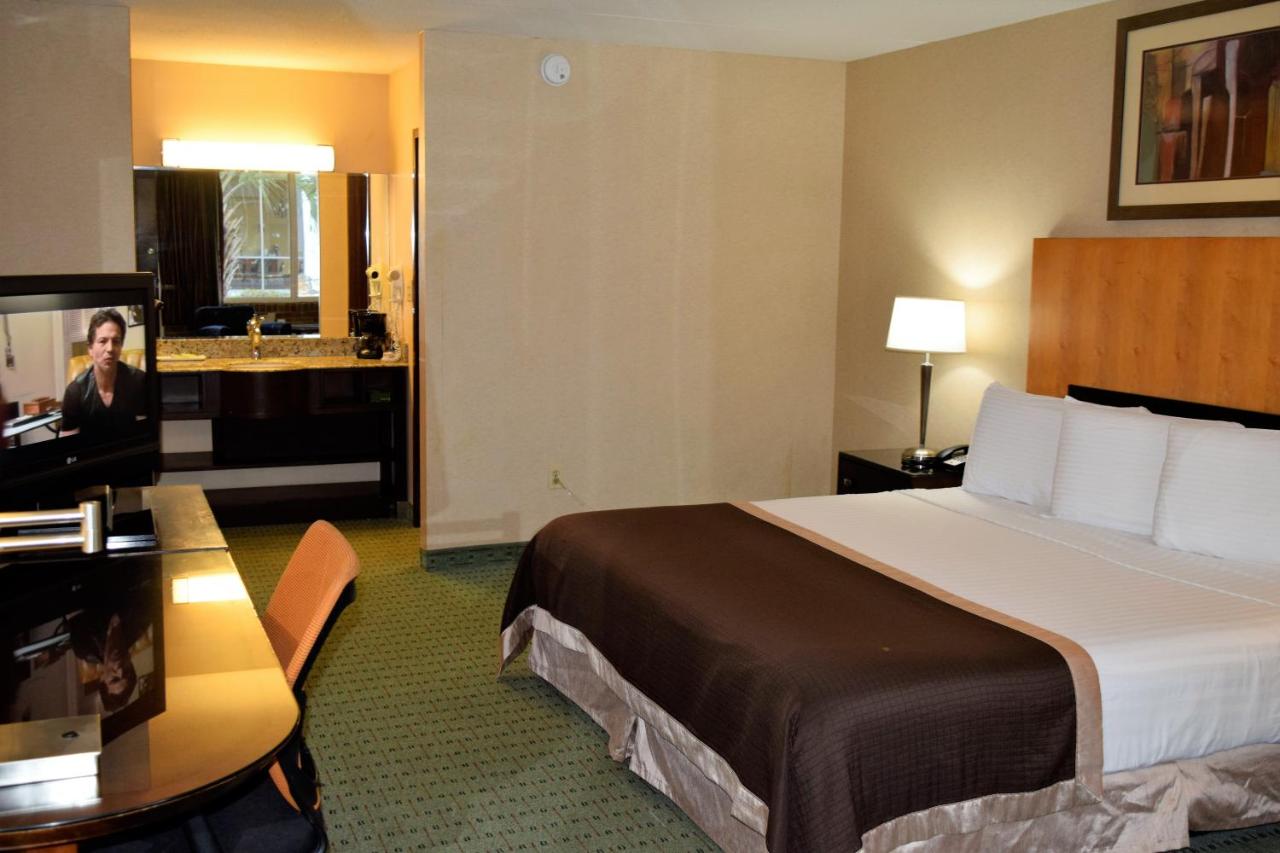 Landmark Inn — photo 22