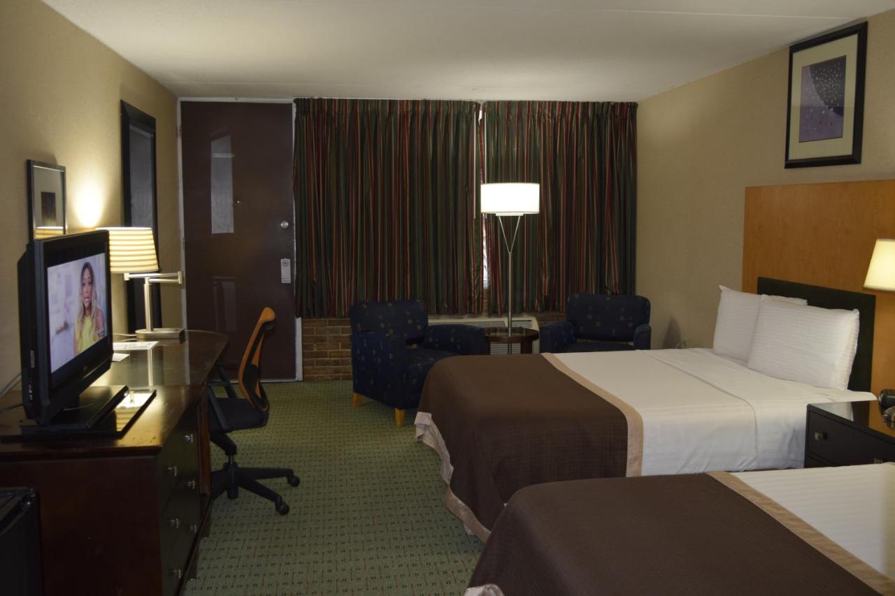 Landmark Inn — photo 23
