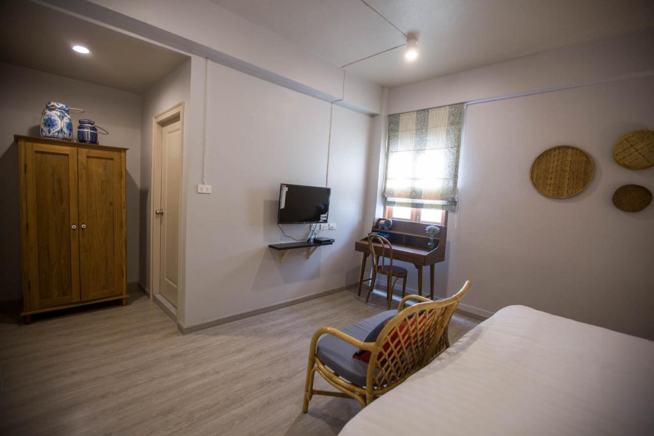 Vera Nidhra - Self check-in after 6pm - 5