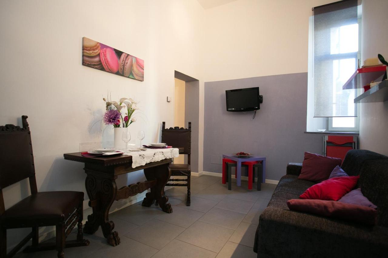 Alloggio Turistico Cadorna - Fontana di Trevi , Via Veneto Piazza di Spagna - 5