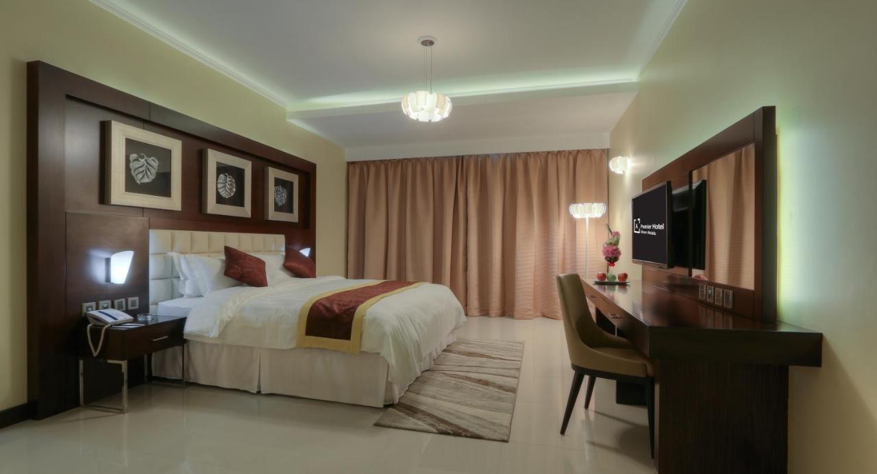 Premier Hotel photo