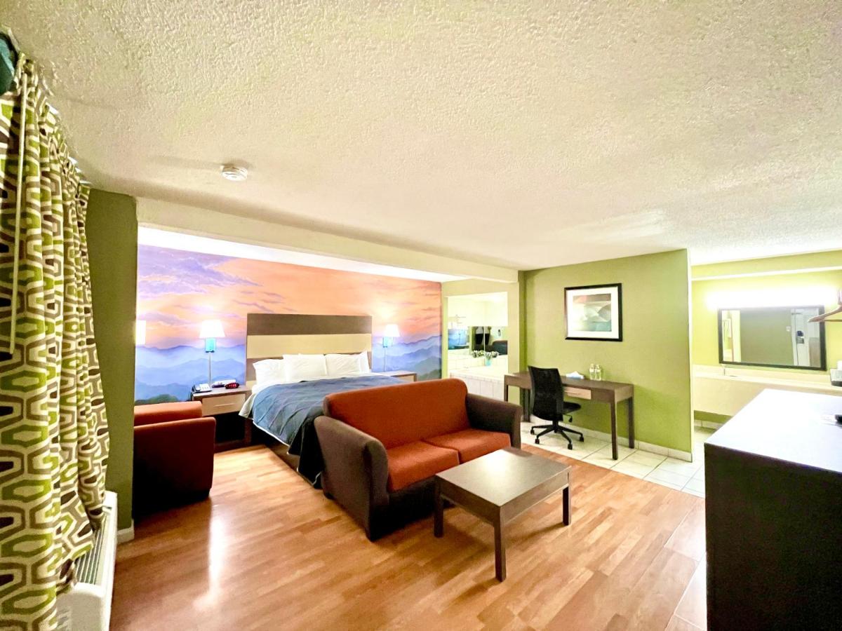 Hometown INN — photo 12