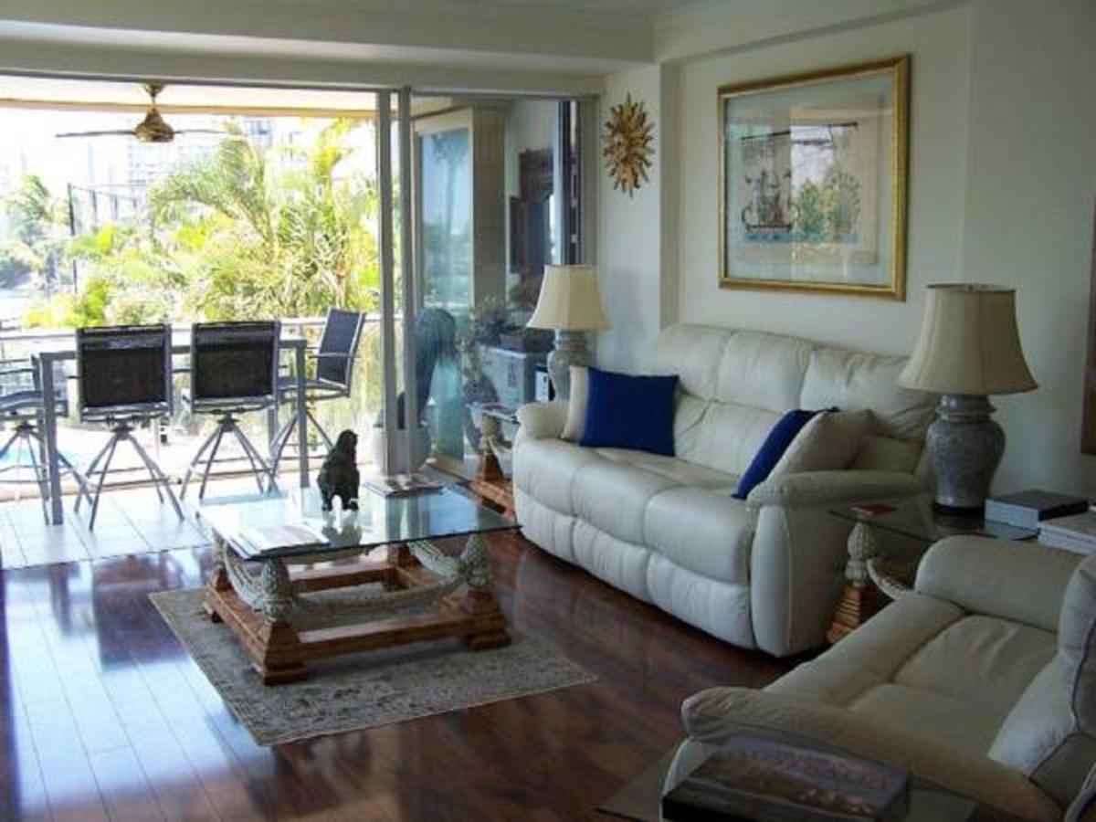 The Pinnacle Apartments photo