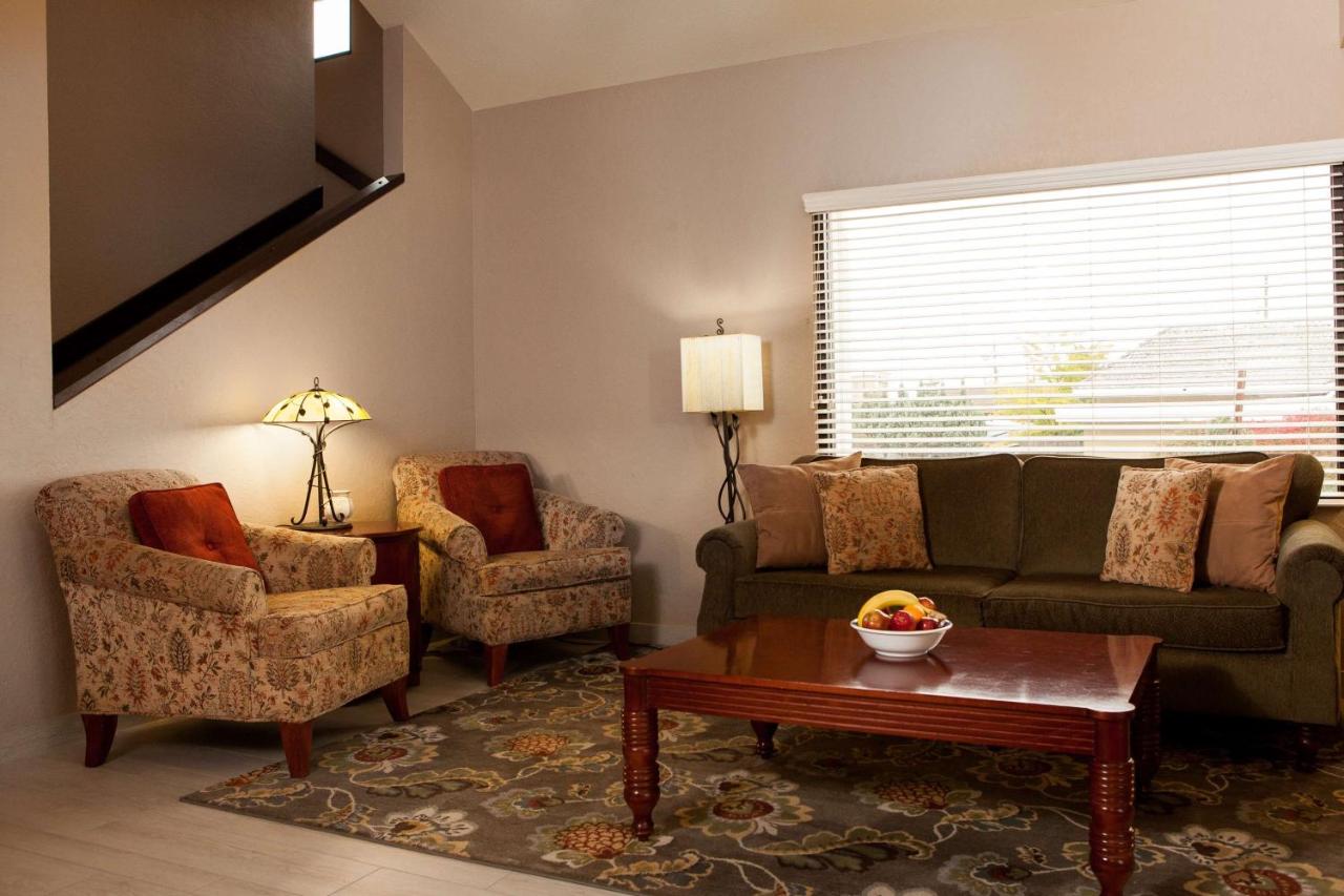 Mountain Home Inn — photo 13
