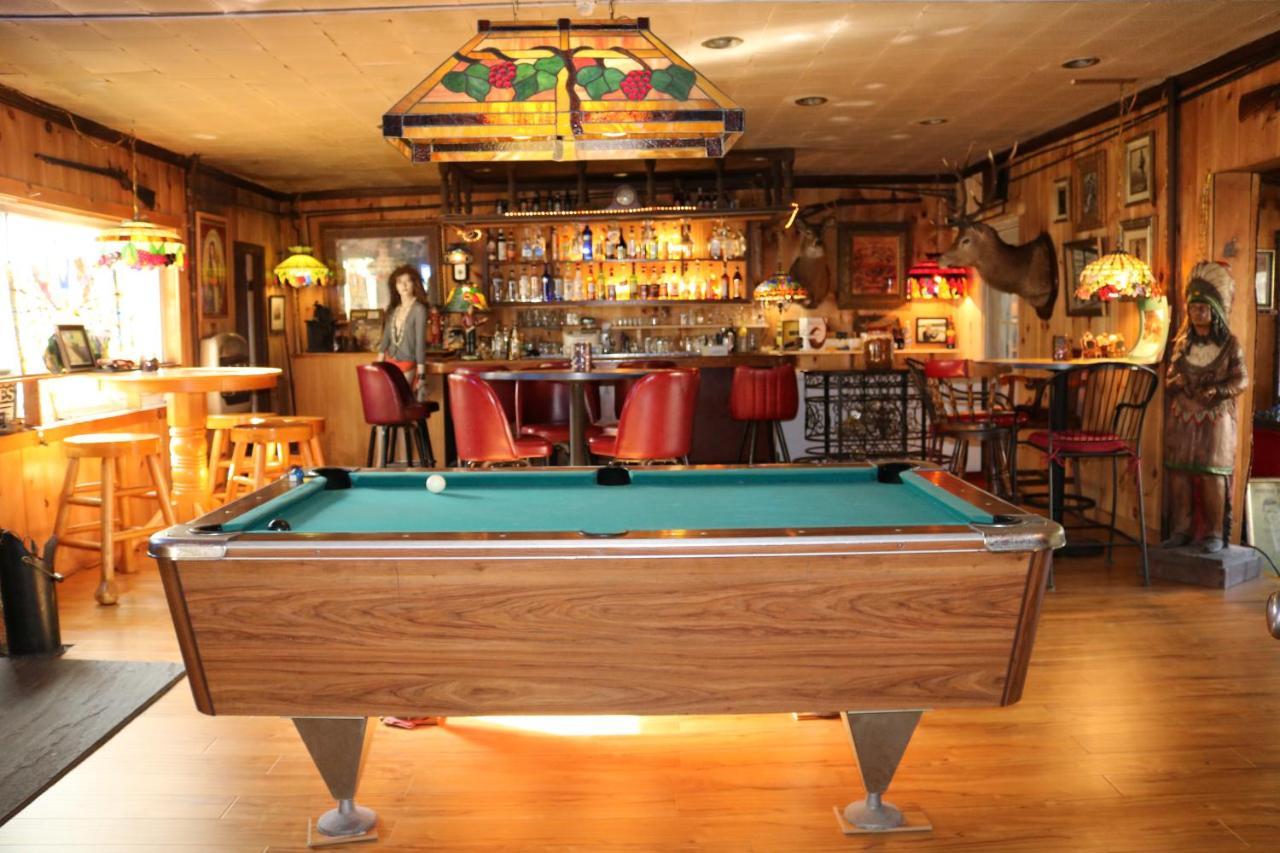 Pine Colony Inn — photo 4