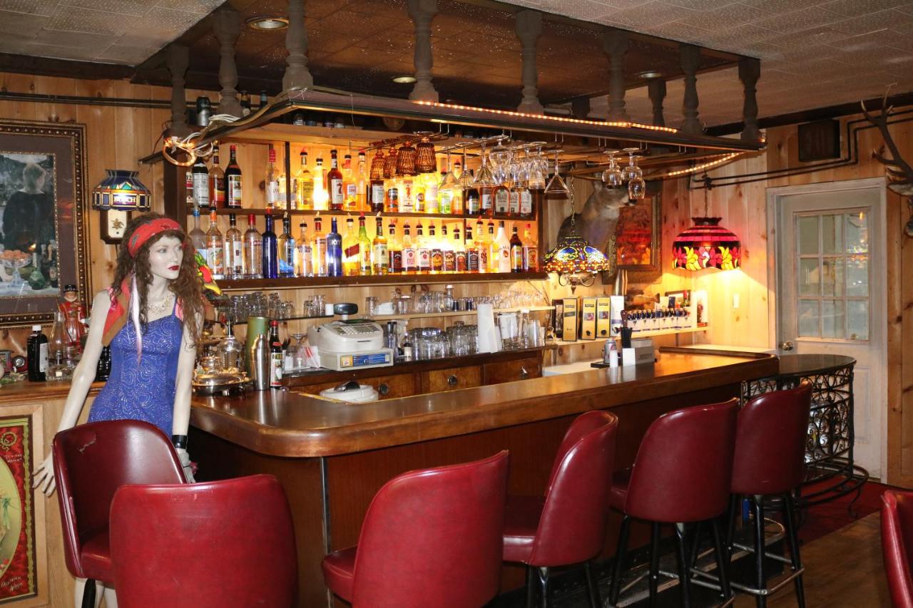 Pine Colony Inn — photo 21