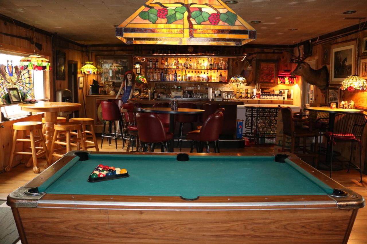 Pine Colony Inn — photo 22