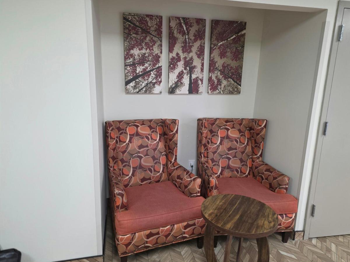 Ivory Tower Motor Inn Greenbrook — photo 14