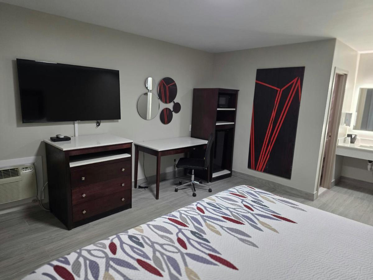 Ivory Tower Motor Inn Greenbrook — photo 17