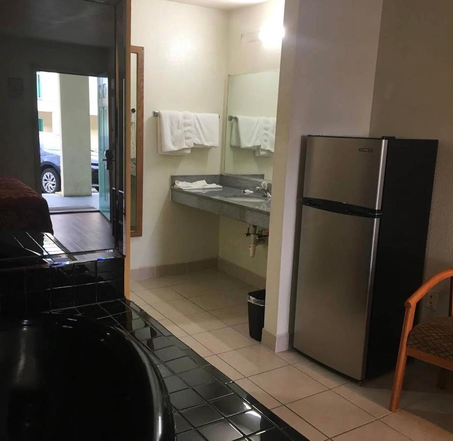 Bestway Inn — photo 2