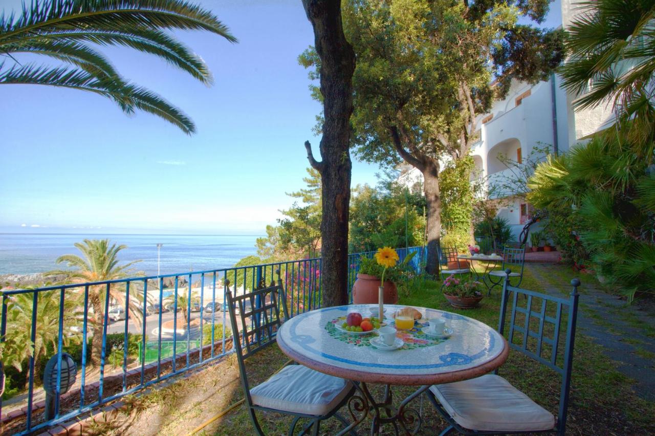 Grand Hotel De Rose photo