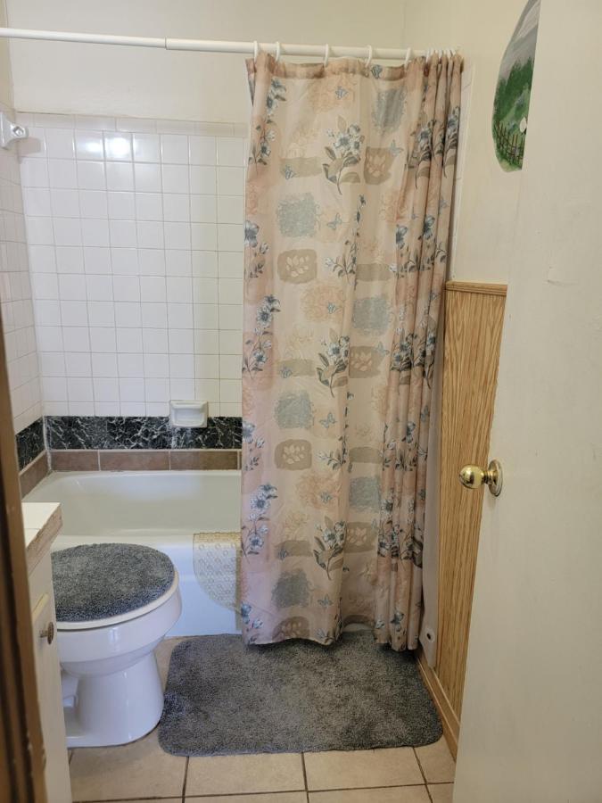 Canton Motel — photo 17