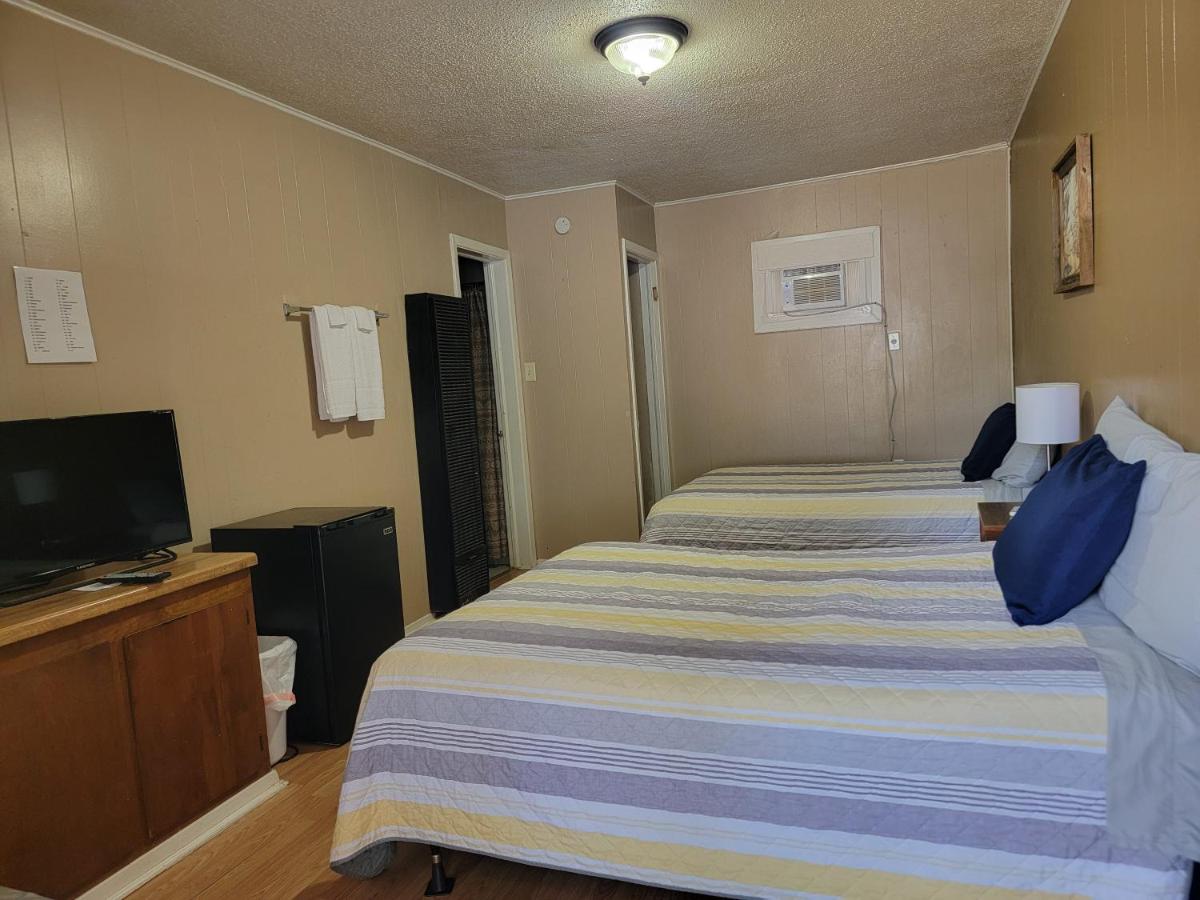 Canton Motel — photo 15