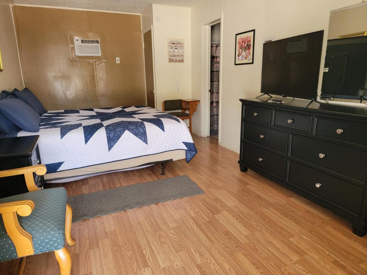 Canton Motel — photo 18
