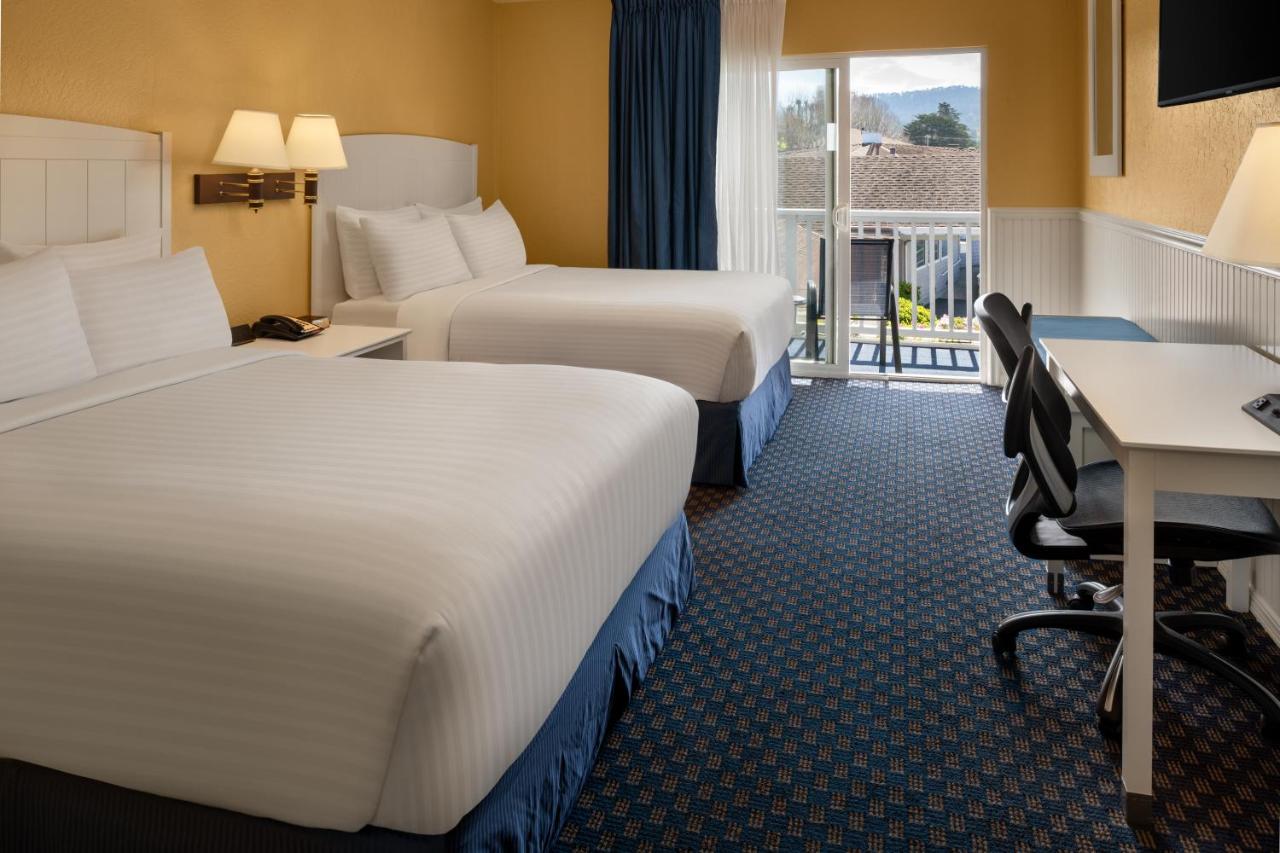 Monterey Bay Lodge — photo 10