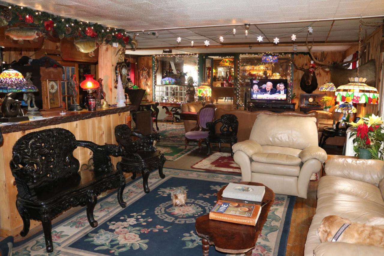Pine Colony Inn — photo 8