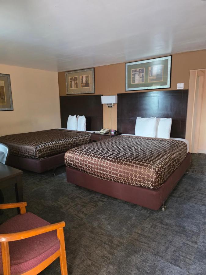 Mt Morris Motel — photo 2