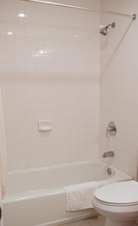 Creekside Inn Downtown — photo 10