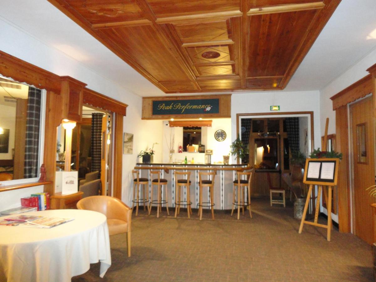 Hôtel les Crêtes-Blanches - Val d'Isère - Laterooms