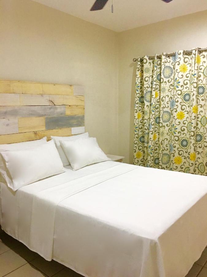 Ten North Tamarindo Beach Hotel photo