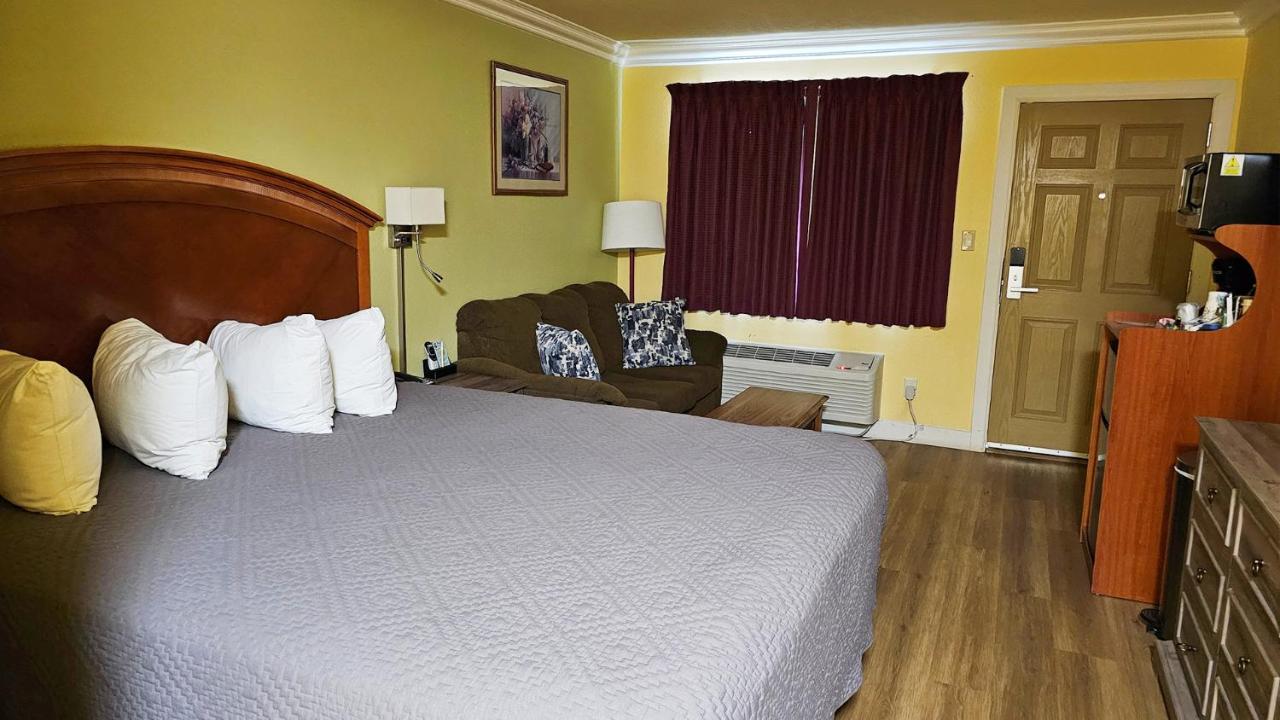 Magnuson Hotel Blythe — photo 12