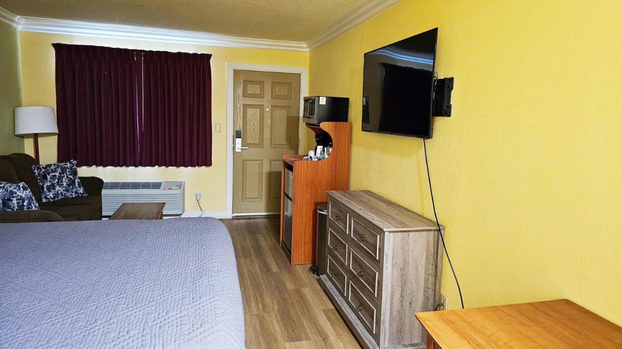 Magnuson Hotel Blythe — photo 14