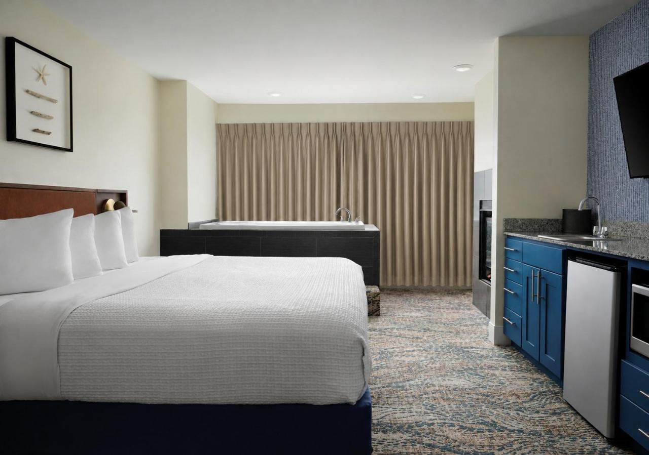 Starfish Manor Oceanfront Hotel — photo 14