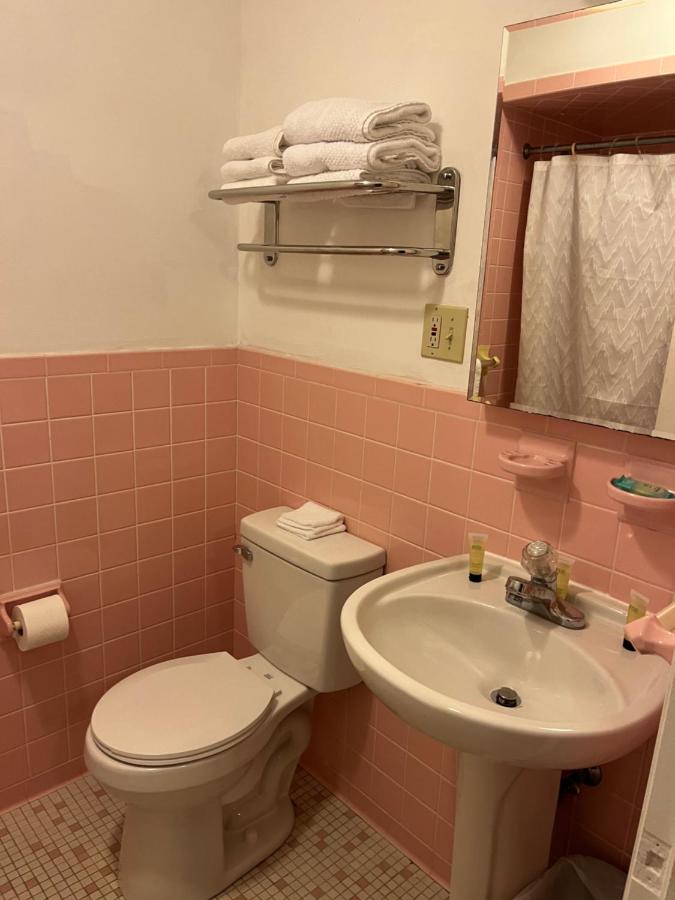 Grand Lake Hotel — photo 9