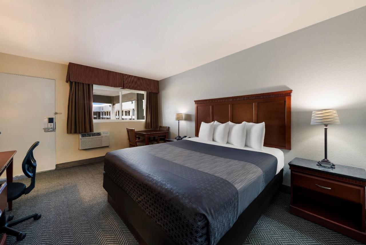 Rodeway Inn SFO — photo 13