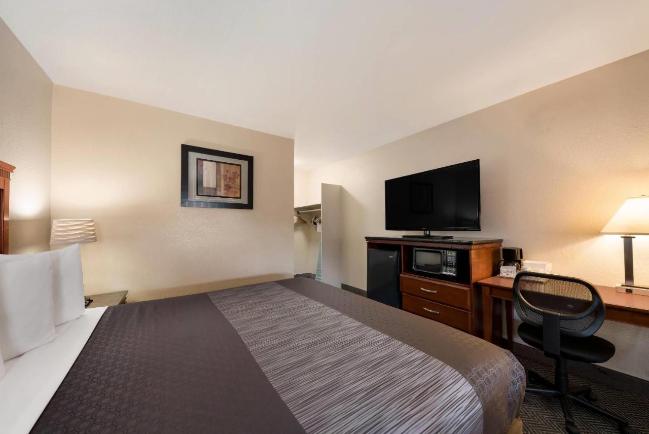 Rodeway Inn SFO — photo 16