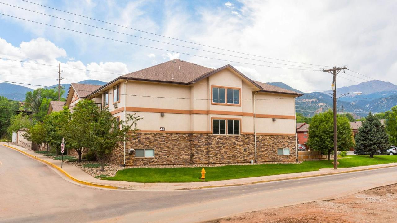 Manitou Pikes Peak Hotel — photo 9