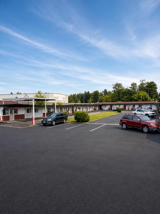 Fort Lewis Motel — photo 16