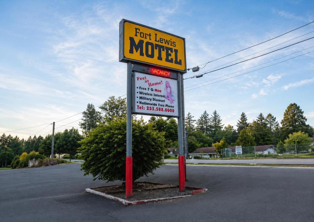 Fort Lewis Motel — photo 14