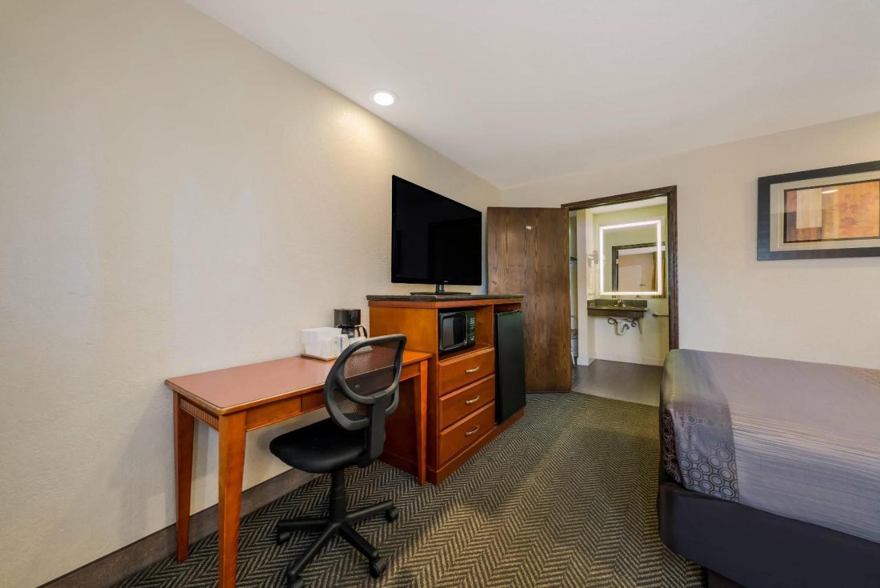 Rodeway Inn SFO — photo 23