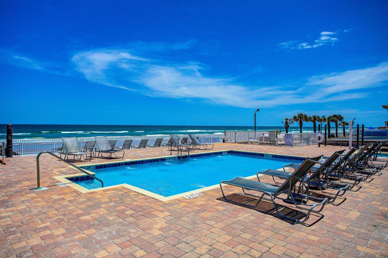 Image: Beach House Inn with POOL & Hot Tub