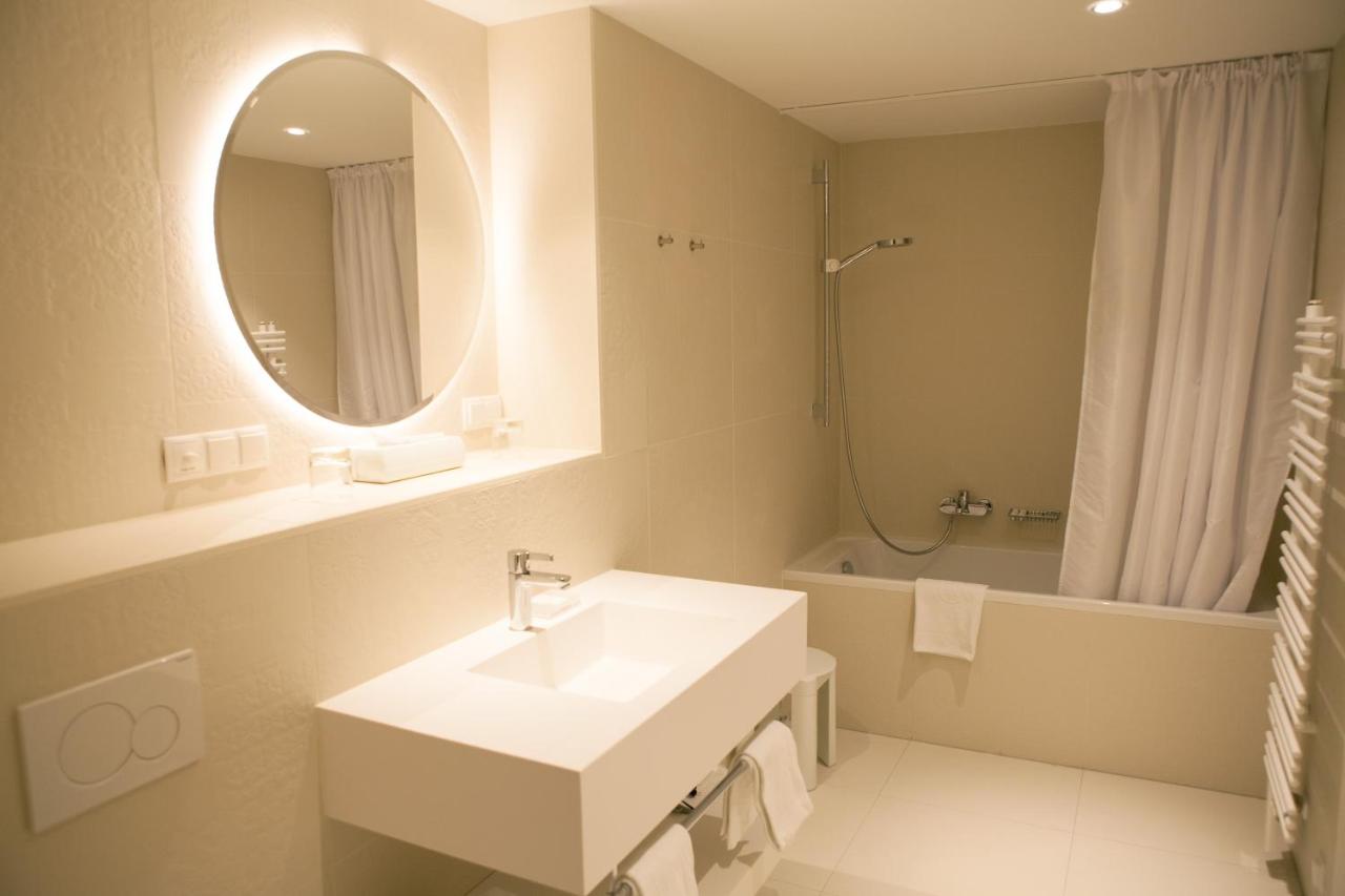 Hotel Caroline photo