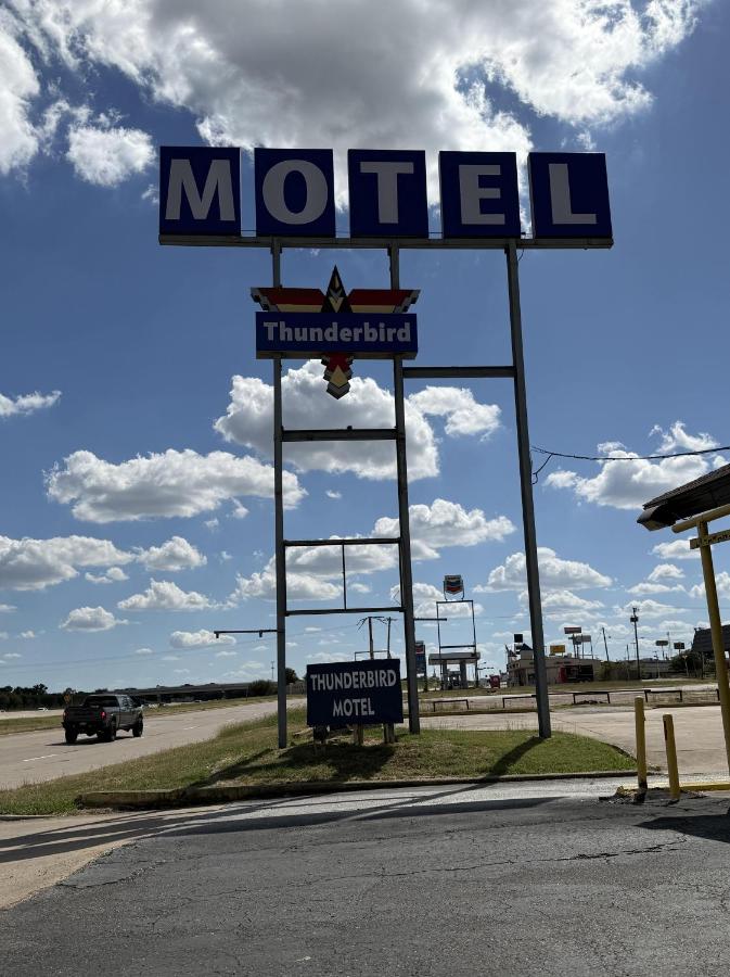 Thunderbird Motel Hillsboro — photo 9