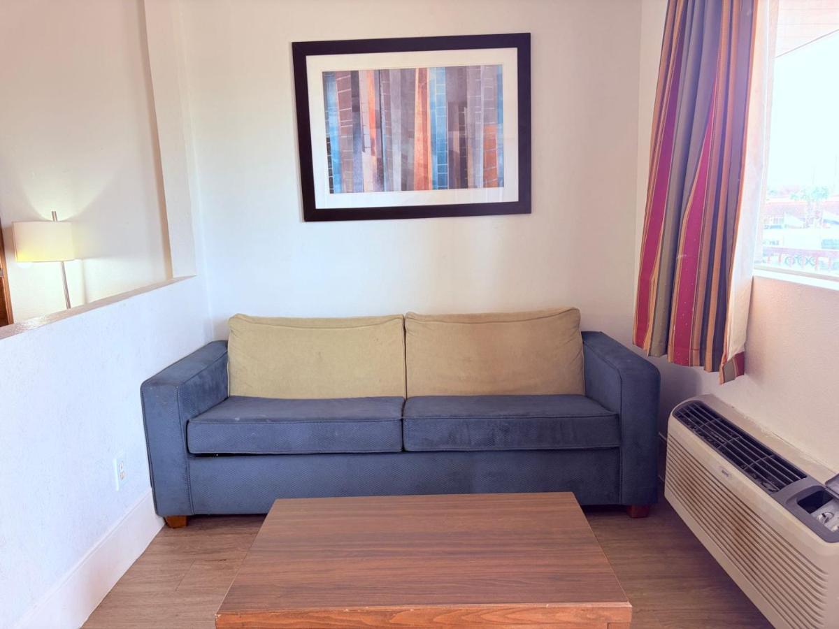 Best Classic Inn Suite — photo 8