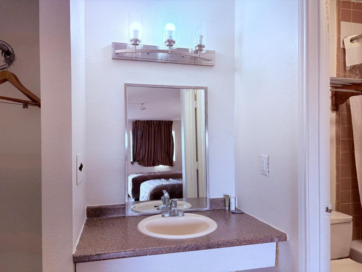 Best Classic Inn Suite — photo 3