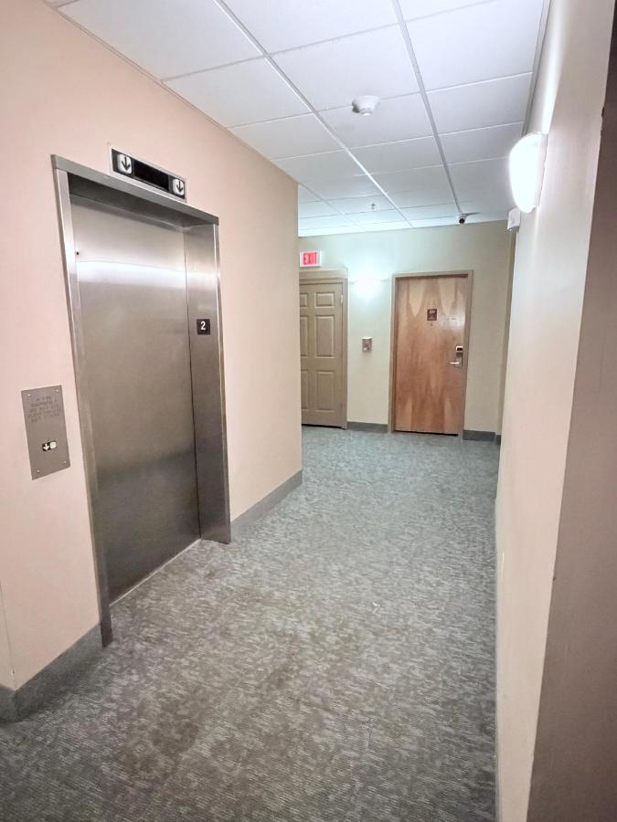 Collins Inn & Suites — photo 16
