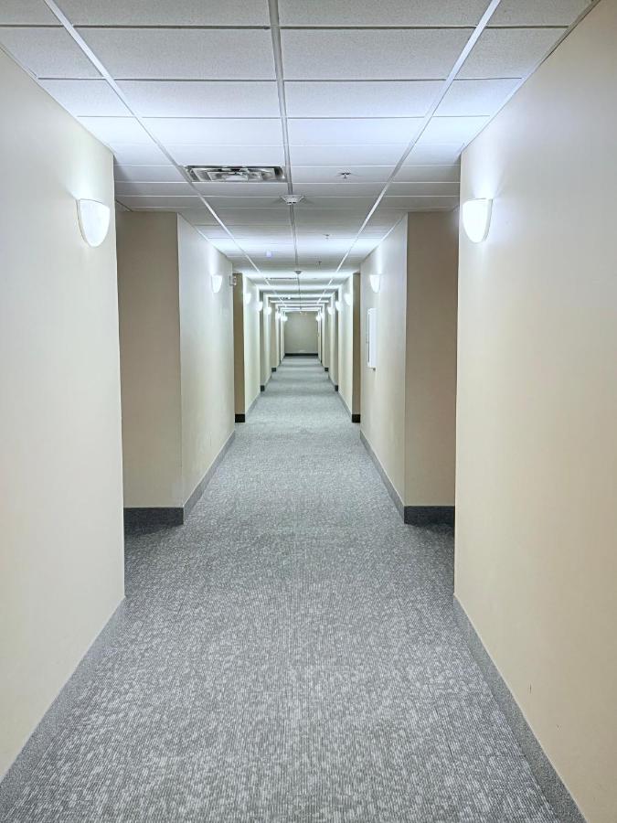 Collins Inn & Suites — photo 21