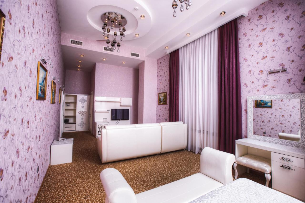 Admiral Hotel photo