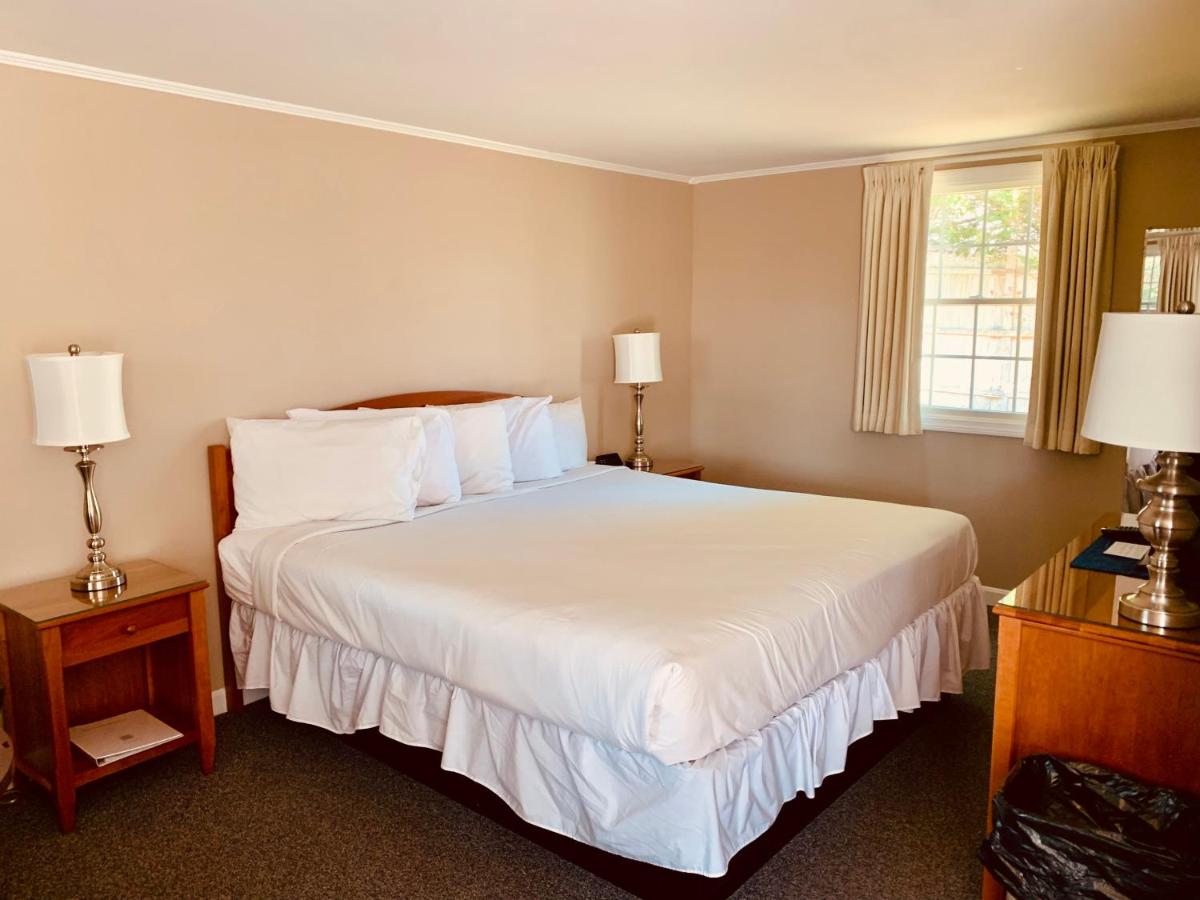 The Chatham Motel — photo 15