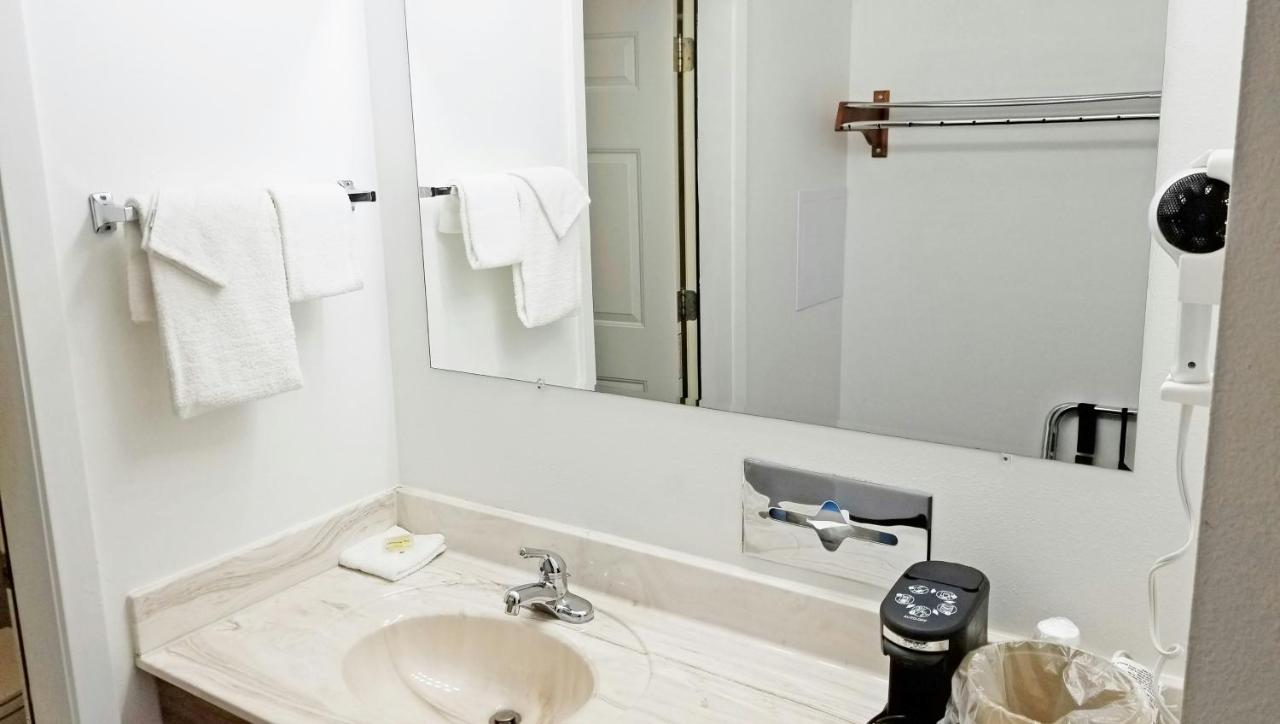 Keystone Boardwalk Inn and Suites — photo 20