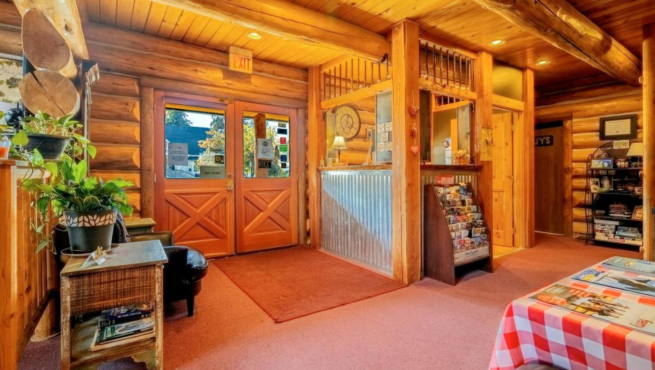 Dodge Peak Lodge — photo 11