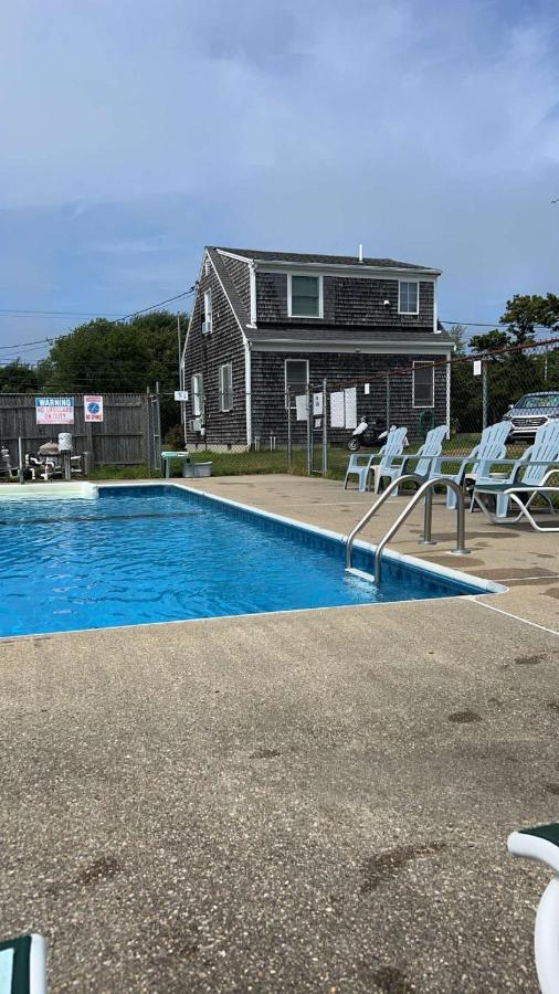 The Chatham Motel — photo 21